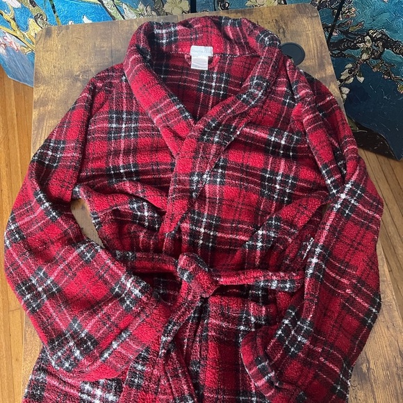 Coastal club one-size-fits-all men’s red checkered robe. - Picture 8 of 11